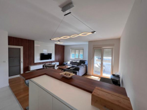 Central Point 2BR Apartment